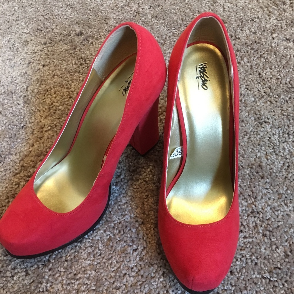 Faux suede coral colored stacked heel